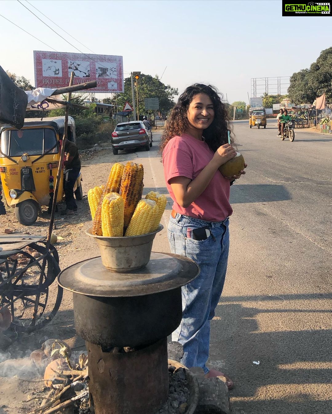 Misha Ghoshal Instagram - Little things ❤️