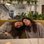 Mithila Palkar Instagram - Bris-bae-ne ☀️ @queensland @crystalbrookvincent #visitbrisbane #brisbaneanyday #fifawonensworldcup2023 #australiatourism Brisbane, Queensland, Australia