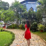 Mithila Palkar Instagram - Wanderer ☔️ 📸 My holiday photographer @mitaliimayekar ♥️ Goa India