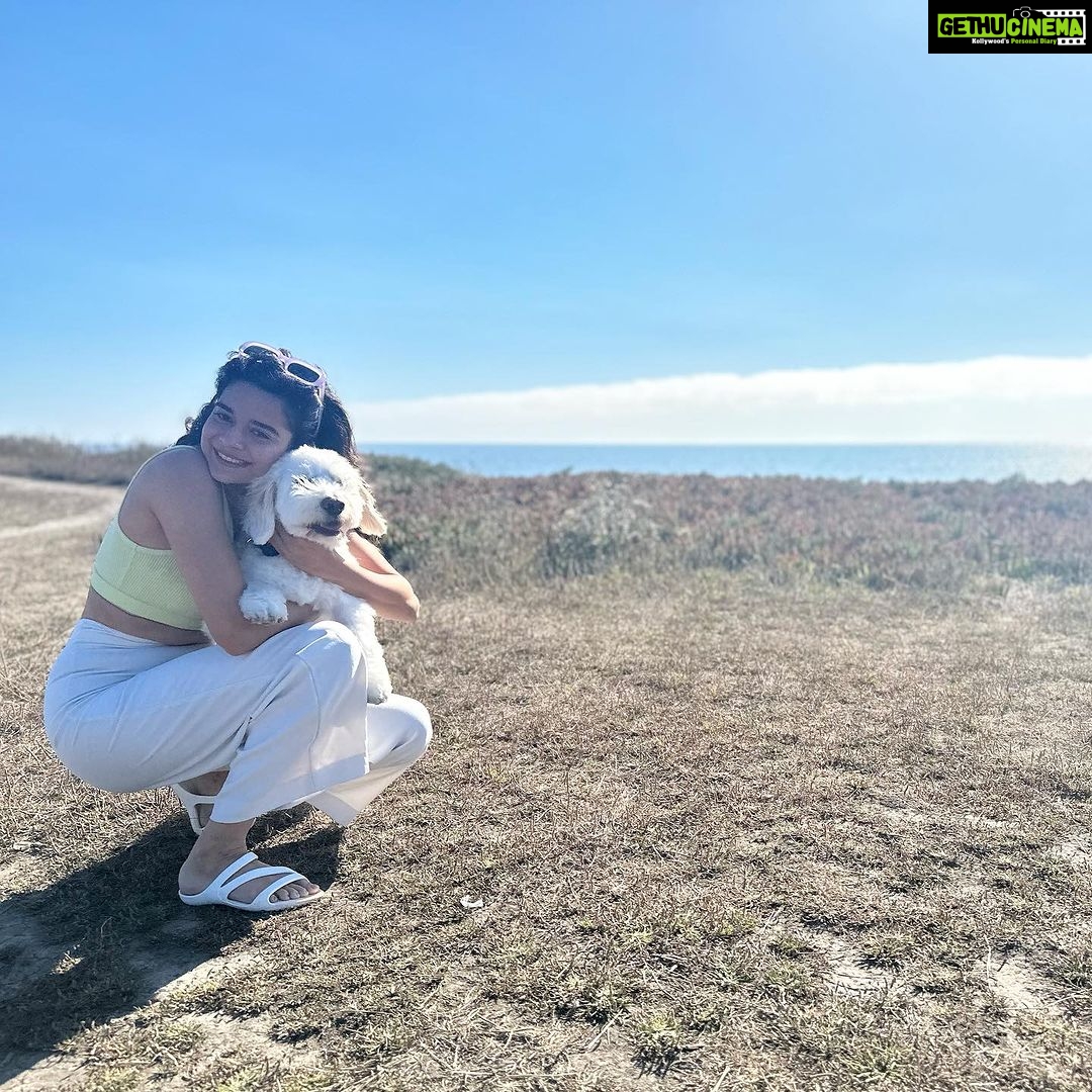 Mithila Palkar Instagram - A good day with my lil boo thang! #wallyboi 🐶 Halfmoon Bay California