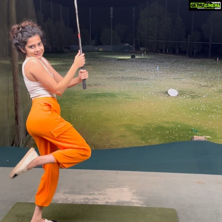 Mithila Palkar Instagram - Planning ahead for my retirement days and fully enjoying it ⛳️ Saratoga, California