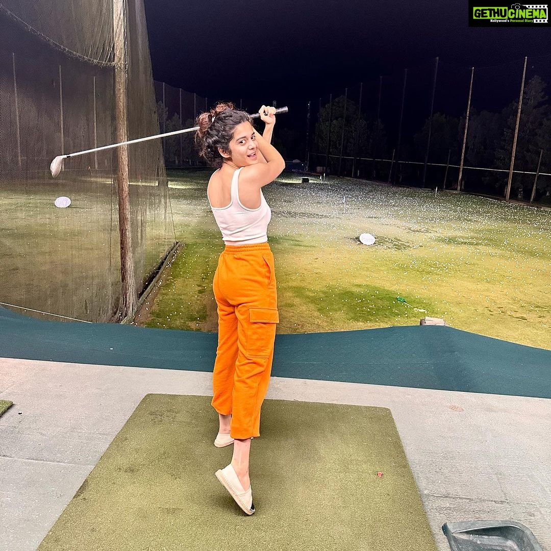 Mithila Palkar Instagram - Planning ahead for my retirement days and fully enjoying it ⛳️ Saratoga, California