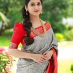 Miya George Instagram – I get that Sudden Indian feel when I wear a saree… If it’s a silk saree I totally become a Malayali pennu 🥰  Saree by @amyraonline  @femy_antony__  @sabarinathk_  @mayoorajewels_by_archana  @pranavraaaj