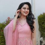 Miya George Instagram - Hey everyone🙋‍♀️ Wearing @t.and.msignature Styling @sabarinath Mua @avinash_s_chetia Clicks @pranavraaaj