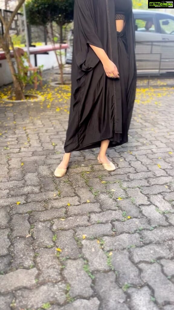 Miya George Instagram - Classy is the original black Styling @sabarinathk_ Mua @mukeshmuralimakeover Outfit & jewelry @saltstudio ##blackdress ##blackoutfit ##stylish ##stylist ##indowesternstyle ##outfitoftheday ##trending ##trend ##