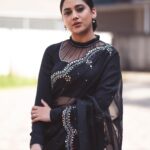 Miya George Instagram - Style. Class. Simple. Charming. Elegant - Black always works Saree @pothyskerala Styling @sabarinathk_ Mua @femy_antony__