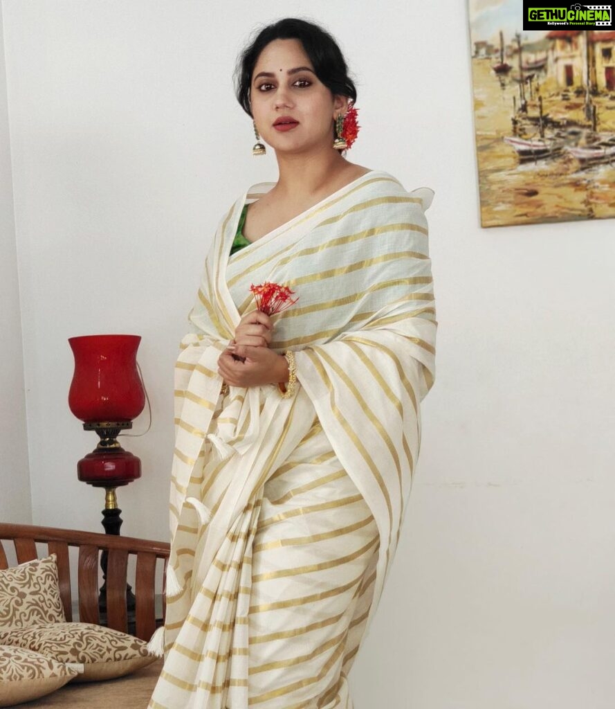 Miya George Instagram - Vishu vibe 🌼 saree by @amyraonline