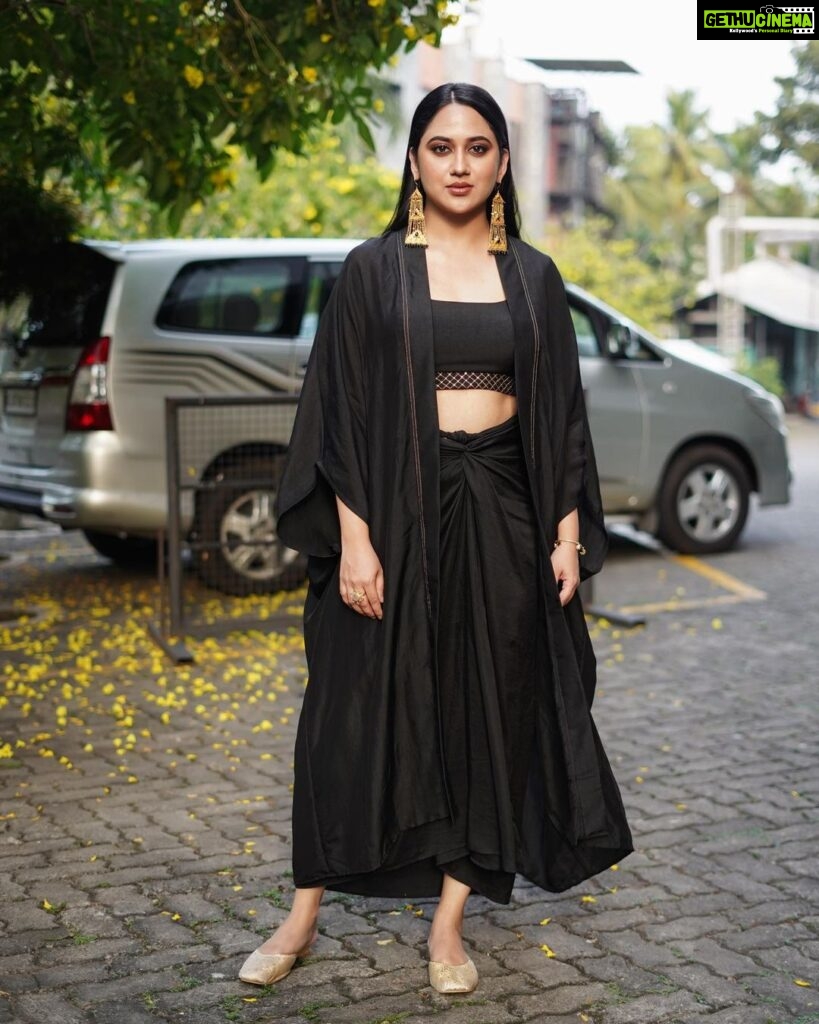 Miya George Instagram - Surround urself with gud people. Even the darkest phase will turn to be the brightest one Dress nd earrings by @saltstudio Mua @mukeshmuralimakeover styling @sabarinathk_