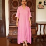 Miya George Instagram - 🌷 📸 @merin__georg Mua @amal_ajithkumar Styling @sabarinathk_ Dress @lisdesigns.in jewelry @adorebypriyanka