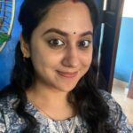 Miya George Instagram - Kurachu selfies orumichu ittal kuzhappam undo? Ellallo lle...😜