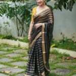 Miya George Instagram - Black goes with every colour .. Right Saree @amyraonline @femy_antony__ styling @sabarinathk_ 📸 @pranavraaaj