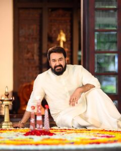 Mohanlal Instagram - Happy Onam 🌸
.
📸 @pranavcsubash_photography
Stylist @jishadshamsudeen