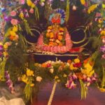 Monal Gajjar Instagram - “Capturing the divine vibes of Janmashtami 🌟🙏 #JanmashtamiDarshan #SpiritualMoments #love #KrishnaLove” #jaishrikrishna Radhe Krishna Temple - Bhadaj..