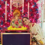 Monica Khanna Instagram - मेरी ज़िंदगी का इकलौता इश्क हो आप।।।। मेरे बप्पा💛 #ganapati #ganeshchaturthi #ganesh #aarti #bappa #bappamorya #day6 #gratitude #majhabappa #happiness #gannu #gampu #gannubappa😘 #yellow #yellowfeta #yellow #whiteday