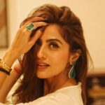 Monica Khanna Instagram - "Didn't they tell you that I was a savage?" — Rihanna, 'Needed Me' Jewellery by -@studio6jewels (always on point) #savage #trendingsongs #trending #messy #kolkata #kolkataevent #white #strongwomen #love #event #jewelry #instagood #instagram #reelsinstagram #picture #photography Fairfield by Marriott Kolkata