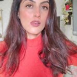 Monica Khanna Instagram - W A R N I N G ⚡ #instareels #instagram #video #funnyvideos #funny #trendingreels #trending #trend #viral #viralvideos #friends #instagood #warning #funnymemes #comedy #comedyvideos