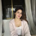 Monica Sharma Instagram - In the world full of casual, here’s one demi💅🫀❤️👒🐰🖤💘💕👀 . . . . . . . . #instagood #instalike #explore Mumbai, Maharashtra
