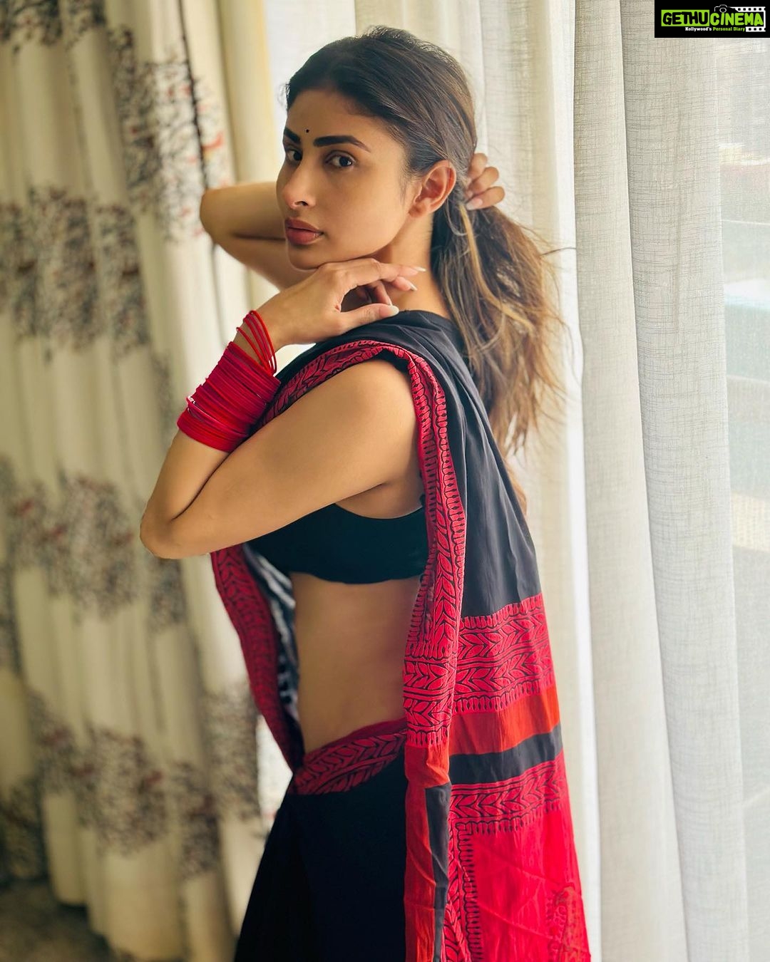 Mouni Roy Instagram - Come September ♥️ • • • 📸 @anusoru
