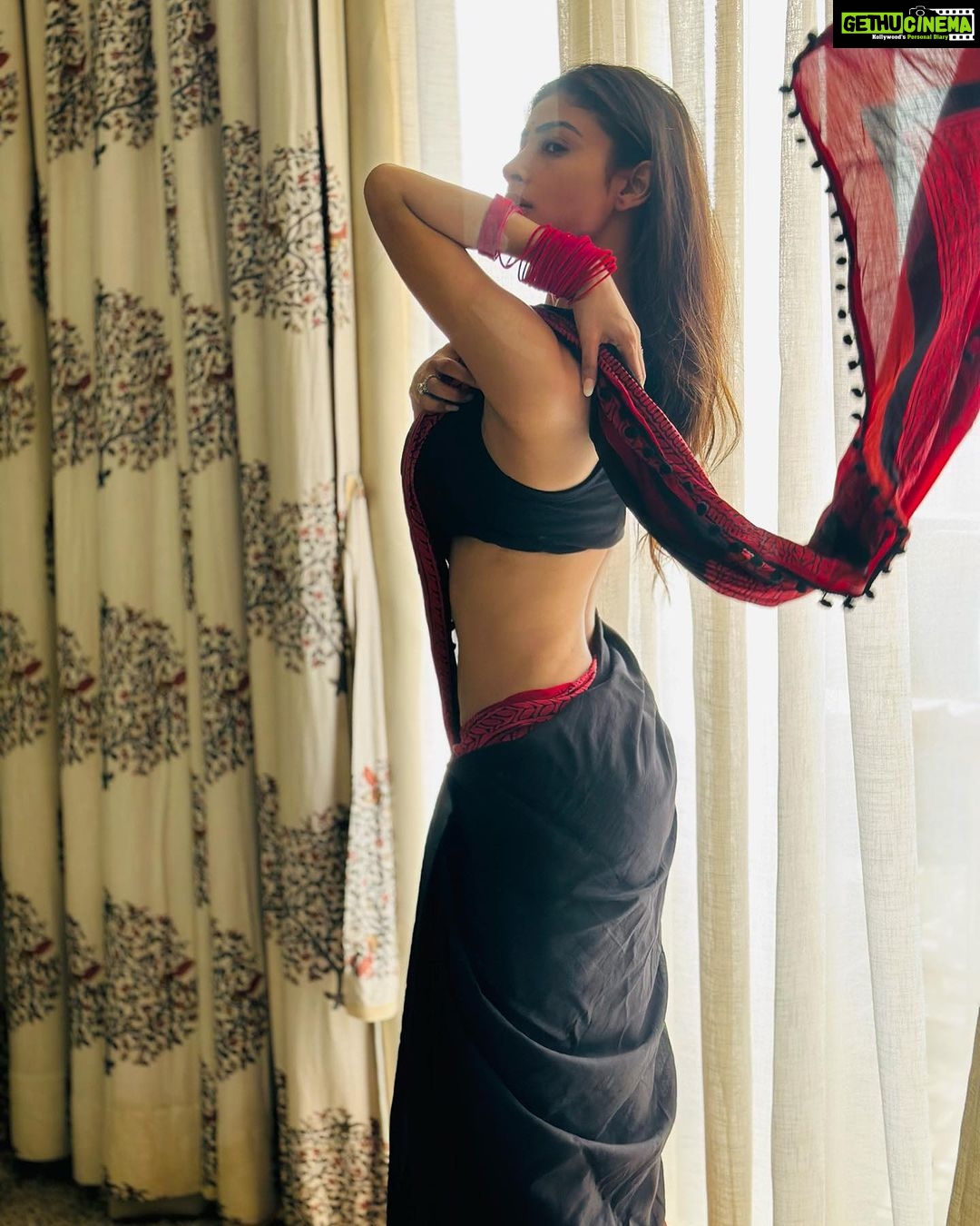 Mouni Roy Instagram - Come September ♥️ • • • 📸 @anusoru