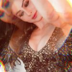 Mouni Roy Instagram - Tunes 🎵