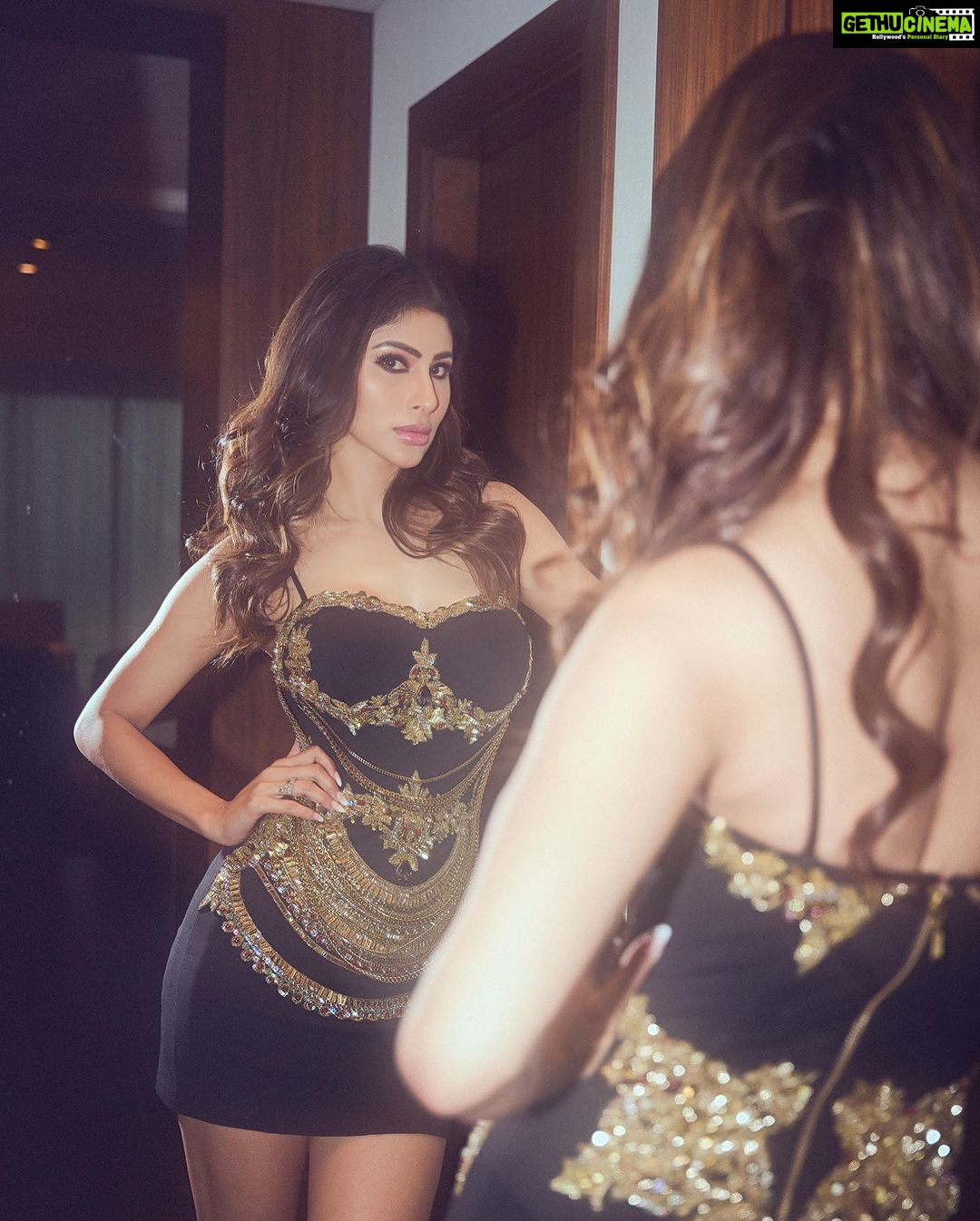 Mouni Roy Instagram - The usual hustle ♠️ Dubai, United Arab Emirates