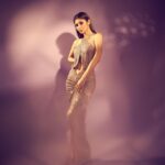 Mouni Roy Instagram - GQ best dressed 2023 x Outfit by : @violaandvesper Heels by : @jimmychoo Styled by : @manekaharisinghani Styled with @chintan_shah08 Hair : @bhavyaarora Make up : @mukeshpatilmakeup 📷 @gohil_jeet