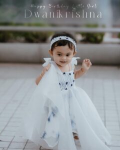 Mridula Vijay Instagram - Our little one turns one 🤩
Photography @maheshms__ 
Costume @ahamboutique