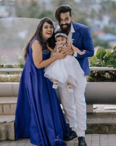 Mridula Vijay Instagram - Leo Family 🦁 
Photography @maheshms__ 
Costume @ahamboutique 
MUA @pooja_vysh_makeovers