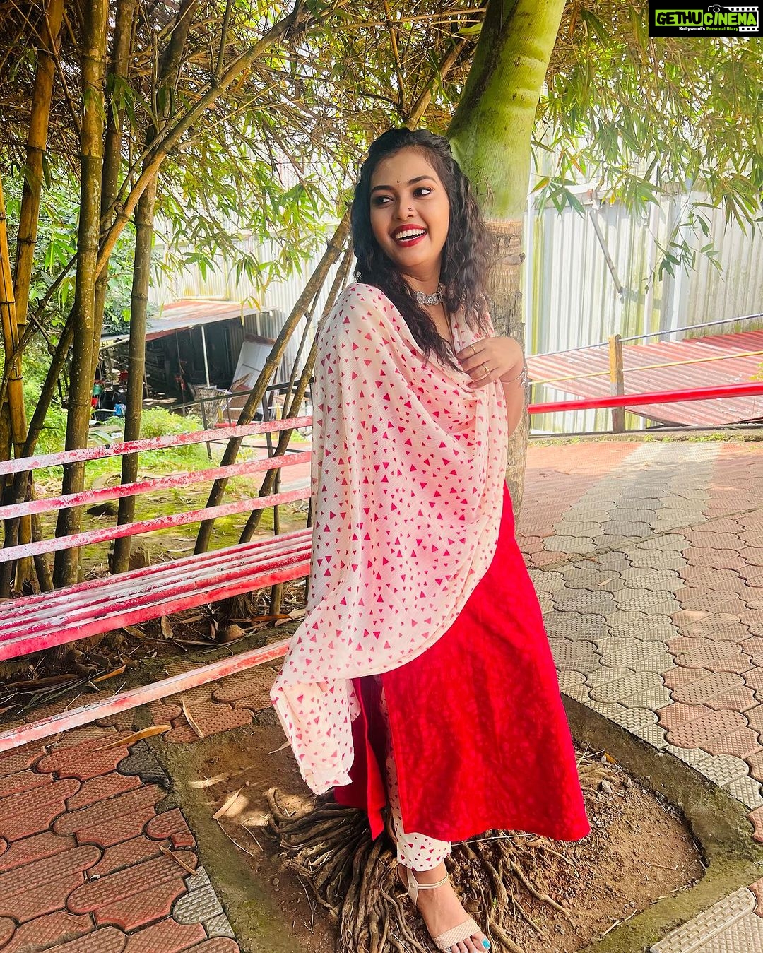 Mridula Vijay Instagram - Stay beautiful 😜🥰