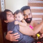 Mridula Vijay Instagram – Achanum makkalum 🤭
The most safest place for me and dwani 🥰
@dwanikrishna_official