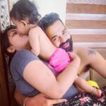 Mridula Vijay Instagram – Achanum makkalum 🤭
The most safest place for me and dwani 🥰
@dwanikrishna_official