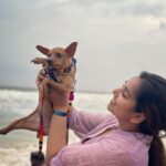 Mrudula Murali Instagram - 🌊🐕🏖️ Varkala Cliff