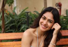 Mrunal Thakur Instagram - Back to Bombay, and the grind #MondayBluesDoneRight