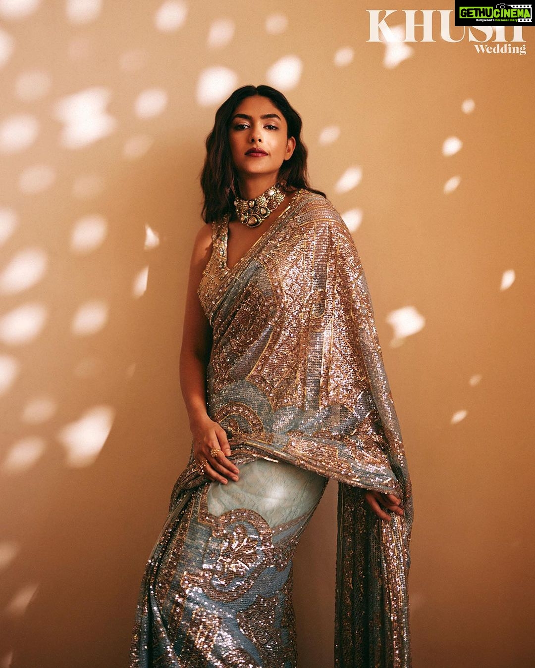 Mrunal Thakur Instagram - Splash of Indian finery for @khushmag's latest issue! β€βπ₯ Wearing @rimpleandharpreet ββ Editor-in-chief: @sonia_ullah Photography: @vanshvirmani Creative Director: @mannisahota_ Fashion Editor: @vikas_r Jr. Fashion Editor: @tanishqmalhotraa Jewellery: @the_izzari Makeup: @missblender Hair: @pushkinbhasin Videography: @studiothirty6_films Styling Assistant: @thestylethesaurus_ Location: @rajasthalijaipur #KhushWedding #Khushmagazine #MrunalThakur