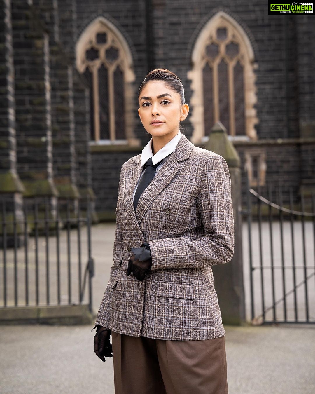 Mrunal Thakur Instagram - Call it Peeaky blinder or Oppenheimer @sheefajgilani got the brief ✅
