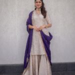 Mrunal Thakur Instagram - Gajra after almost a year!
