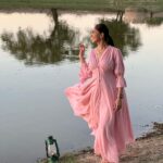 Mrunal Thakur Instagram - 🌅🦋💕🌻