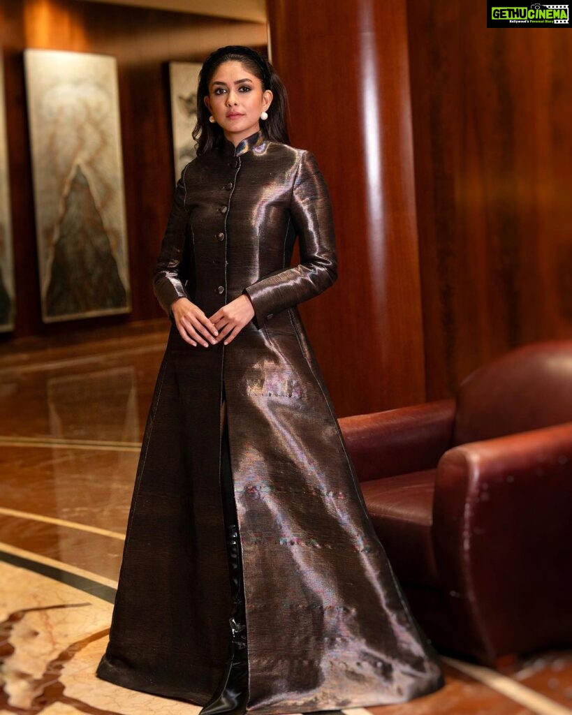 Mrunal Thakur Instagram - There's a lovely blend of traditional and contemporary work that's rich in culture and detail, and that’s what I love the most about wearing Rajesh Pratap Singh’s outfit. Melbourne was a dream and @rajeshpratapsinghworks made it more like a fantasy with this dazzling Bandhgala. Makeup - @missblender Hair - @deepalid10 Styled by- @sheefajgilani Assisted by- @sabrinawhite98 @nirikshapoojary_ @_praa___ @palakshahh18 @jhanvikhatwani_ @tooboldforyou Photographer - @shekhar_jay Photographer’s assistant - @shan_muga Outfit- Jacket: @Rajeshpartapsinghworks Dress: @lolabysumanb Headband: @hm Accessories: @Pipabella Shoes: @aands_official