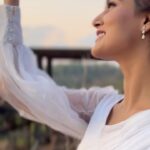 Mukti Mohan Instagram - Flowing with magic of Waah Sajna 🤍 @harshdeepkaurmusic @gulraj_singh @jagmeetbal1312 @shubh.mukherjee @mankeet_singh @ritickasjalan
