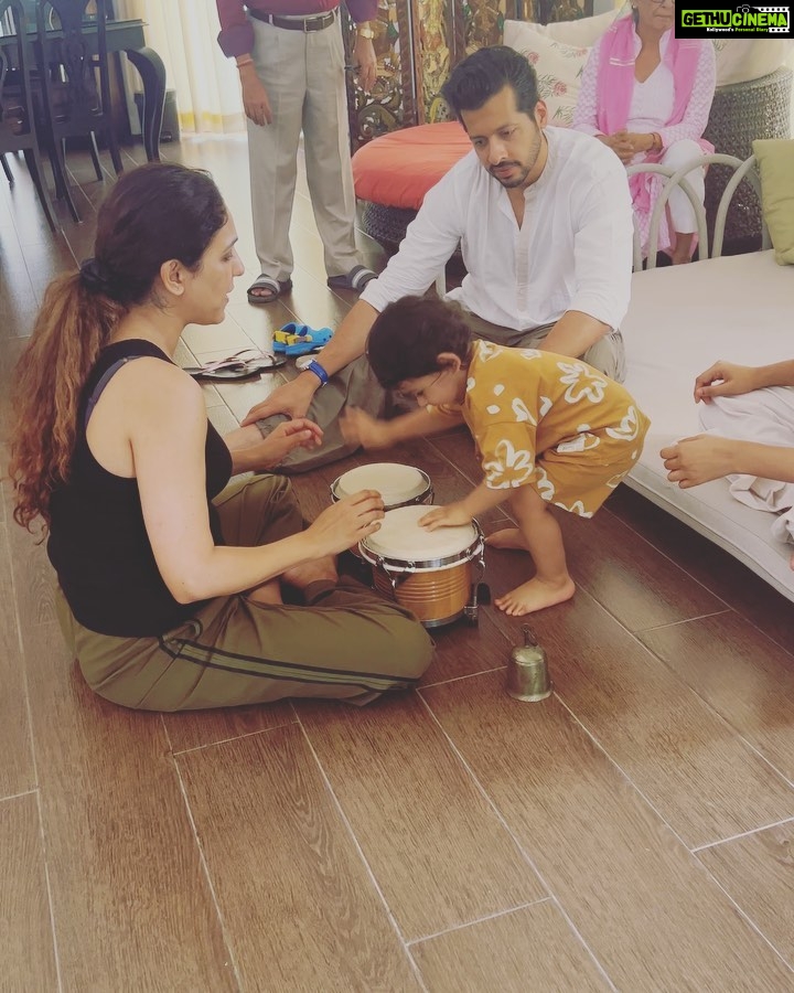 Mukti Mohan Instagram - Best Birthday Everrrrrr π Thank you for giving me yet another happy rotation around the sun βοΈ Life kitni awesome hai yaaaaaaaar π₯Ή ππΌ Thanking each one of you for making it so special with your prayers and good wishes, it gives me the power to open my heart and lighten my mind every dayβ₯οΈ Thank you team @anchaviyo π‘ π· @nikhilpanditphotography