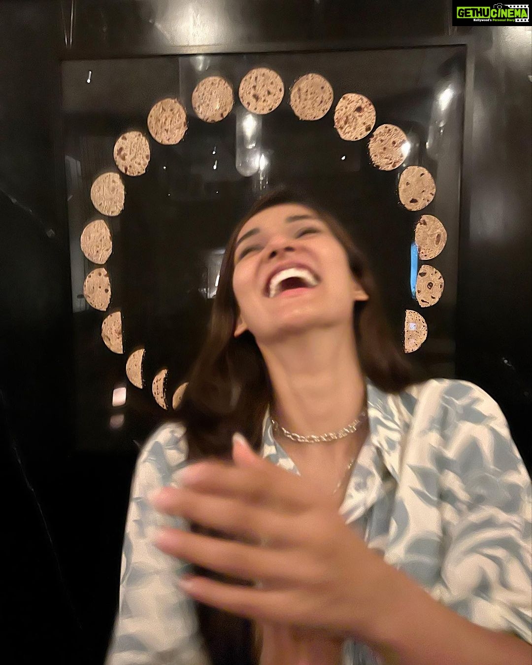 Mukti Mohan Instagram - Best Birthday Everrrrrr π Thank you for giving me yet another happy rotation around the sun βοΈ Life kitni awesome hai yaaaaaaaar π₯Ή ππΌ Thanking each one of you for making it so special with your prayers and good wishes, it gives me the power to open my heart and lighten my mind every dayβ₯οΈ Thank you team @anchaviyo π‘ π· @nikhilpanditphotography