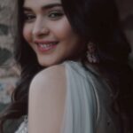 Muskan Bamne Instagram - Some clips from ‘O Saanware’ Music Video 🎞️ Ft. @muskanbamne #trending #reelsinstagram #musicvideo #cinematography #filmmaker #filmmaking #muskanbamne #anupamaa #portrait #cinematic #cinematicvideo