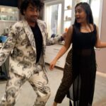 Muskan Bamne Instagram - Same trend With my possessive sister 🎬 😜😙😝😂💫🧿🎬⭐️💜🤪✨❤️ #style #trend #chachukachuha #paakhi #toshu #dancingduo #brothersisterlove #dance #masti #weback #explorepage #funnyus #🧿🧿🧿