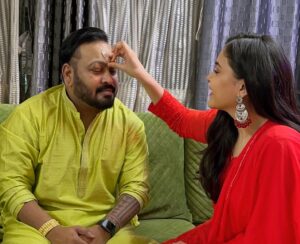 Muskan Bamne Instagram - Happy Raksha Bandhan 😍❤️🫂 

@laddu_ka_sher @krishbamne @raj_bamne @bamnesimran @himani_raj_bamne