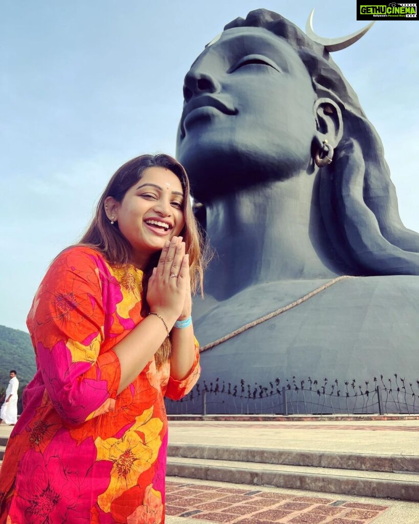 Nakshathra Nagesh Instagram - A happy place! ❤️🧿🙌🏼 Adiyogi Shiva statue