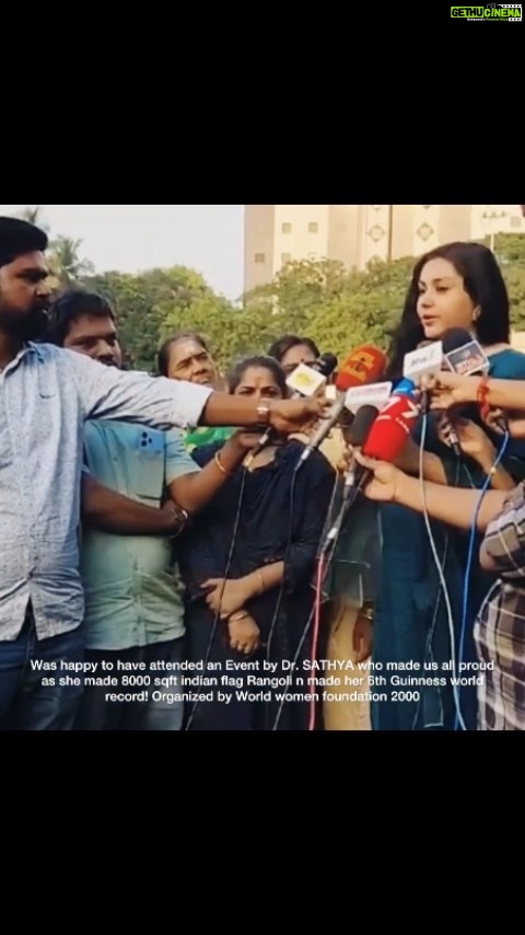 Namitha Instagram - Was Happy to have attended an Event by Dr. Sathya, who made us all proud ,as she made 8000 sqft Indian flag Rangoli n made her 6th Guinness World Record! Organized by World Women's Foundation 2000! #wolfguard #worldwomenfoundation #guinnessworldrecord #independenceday #indianflag #🇮🇳