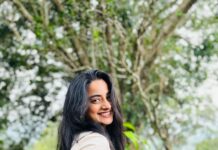 Namitha Pramod Instagram - Simple humble Onam ♥️🫶 Swipe right ☘️ Munnar Hillstation, Kerala