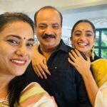 Namitha Pramod Instagram - Onam 2023 @summertownrestocafe ❣️ Missing you @aki_tha_ 🥹 Kochi, India