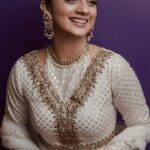 Namitha Pramod Instagram - You are very beautiful just the way you are Pretty gurl @nami_tha_ Attire from @prakrithi_by_ramya Styling by @rashmimuraleedharan MAH @amal_ajithkumar Mah assistant @aju_popz______ Clicks @nithin_c_nandakumar @video edits @4rshuuu #namithapramod #ammashow2023 #danceact #awardnight #mmtv #actress #amma #mazhavilmanorama #makeup #makeupartist Kochi, India