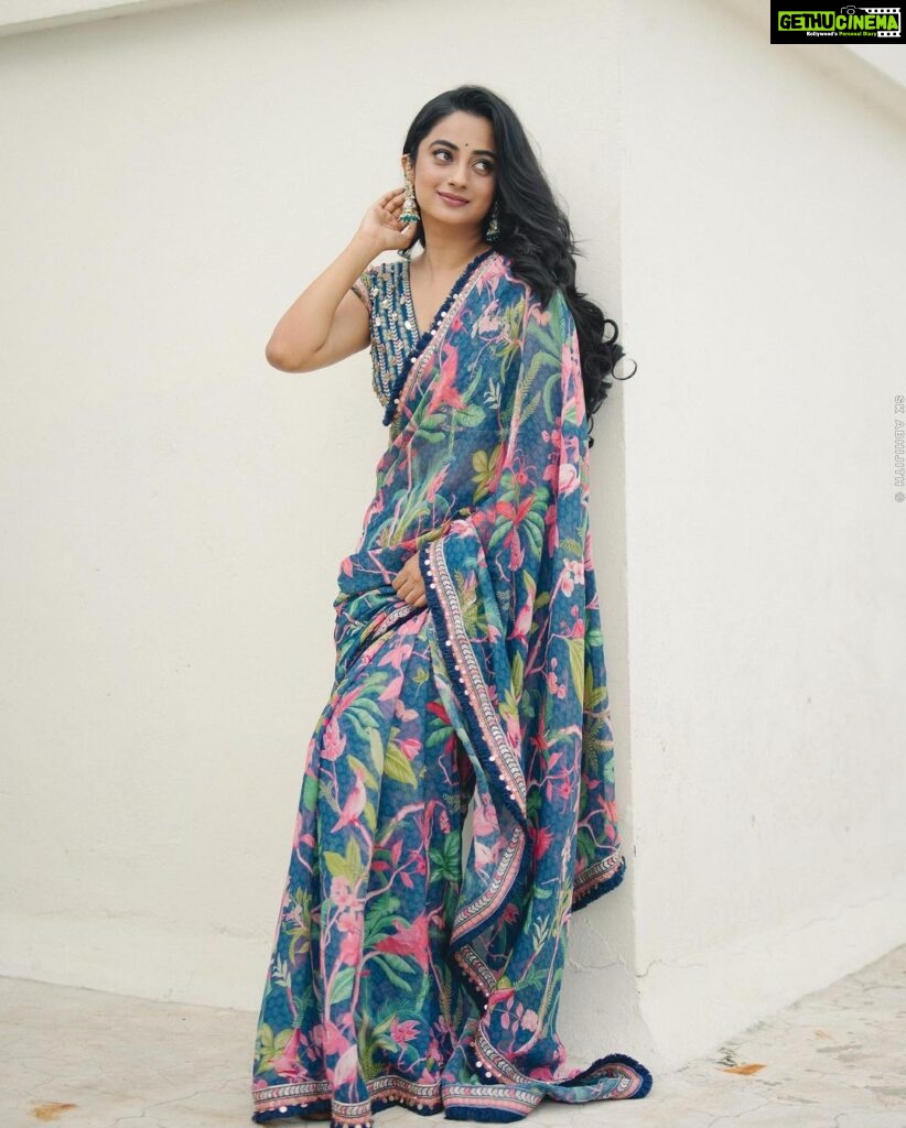 Namitha Pramod Instagram - In my element 💙🦋 Captured by : @sk_abhijith Wearing : @issadesignerstudio Styled by : @rashmimuraleedharan MUA : @amal_ajithkumar #photography #dressesupforanevent #pictures #saree #picoftheday #her #element #instagram